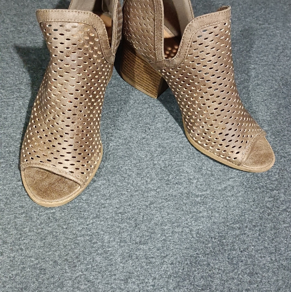 Wedges - Picture 3 of 3